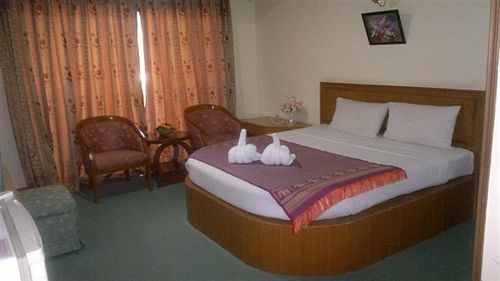Pathumthani Place Hotel Ngoại thất bức ảnh